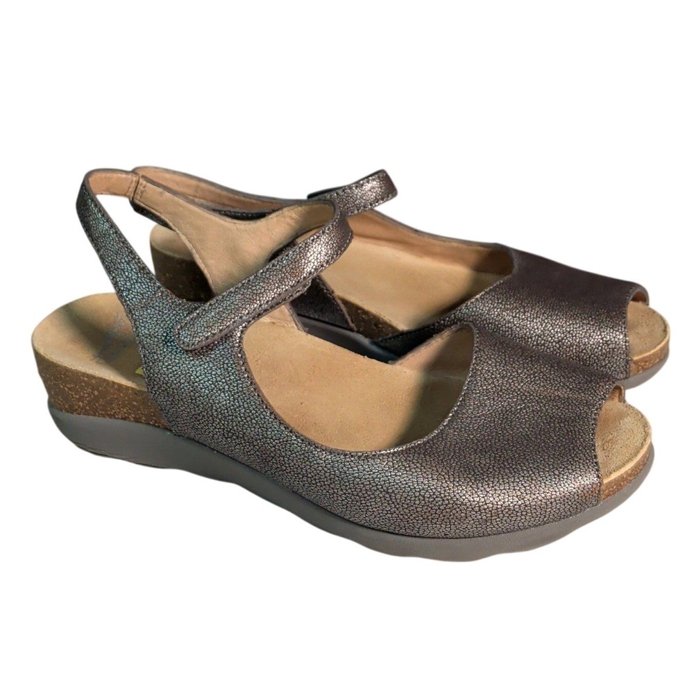 Dansko Marcy Sandals Womens Size 8.5 EU 39 Silver Leather Open Toe Bohemian
